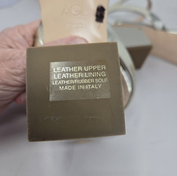 AGL Angie Sandels Womens Sz 39.5=9.5 Velvet Toe Strap Cube Block Heel Dressy - Picture 7 of 13